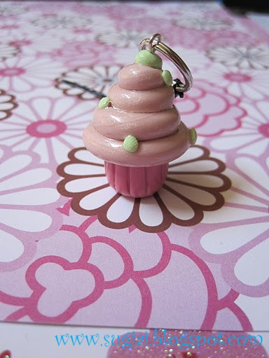 Cupcake Charm3