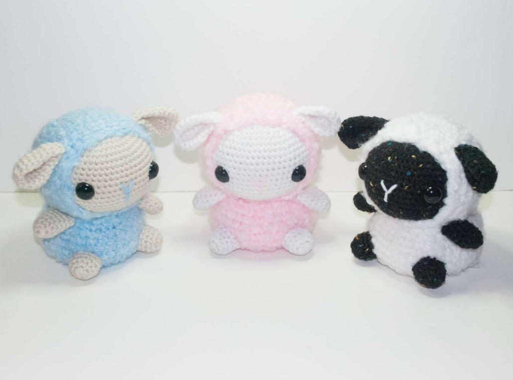 Baby Sheep Pattern by Heartstringcrochet