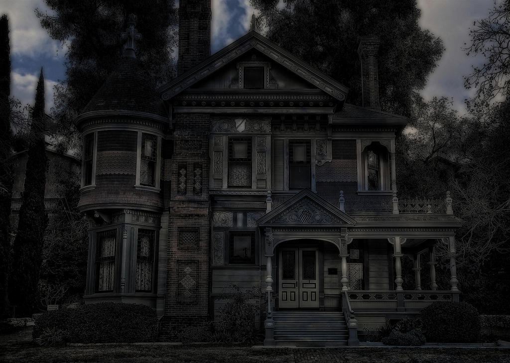 Haunted mansion 2. Криппи Хаус. Haunted Victorian House. Victorian House creepy.