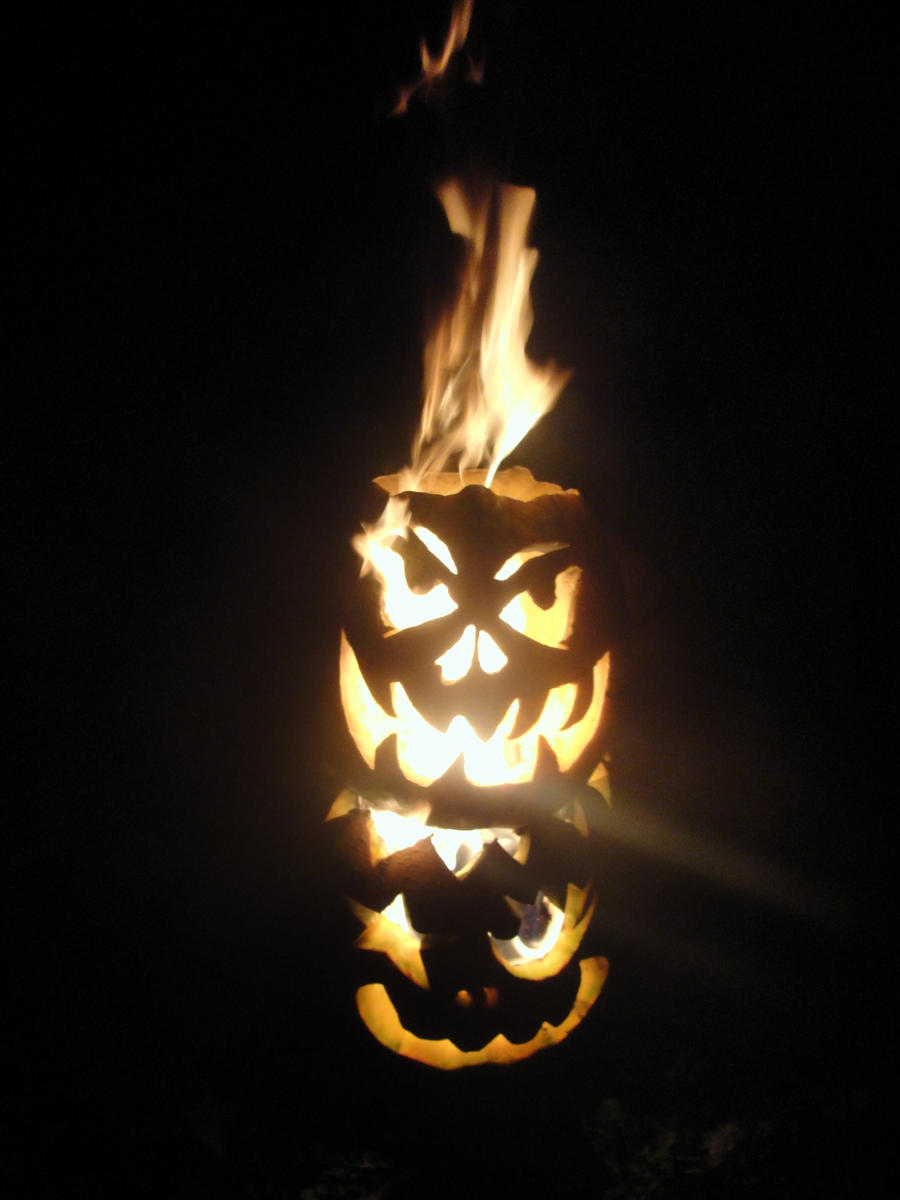 double flaming pumpkin of fire