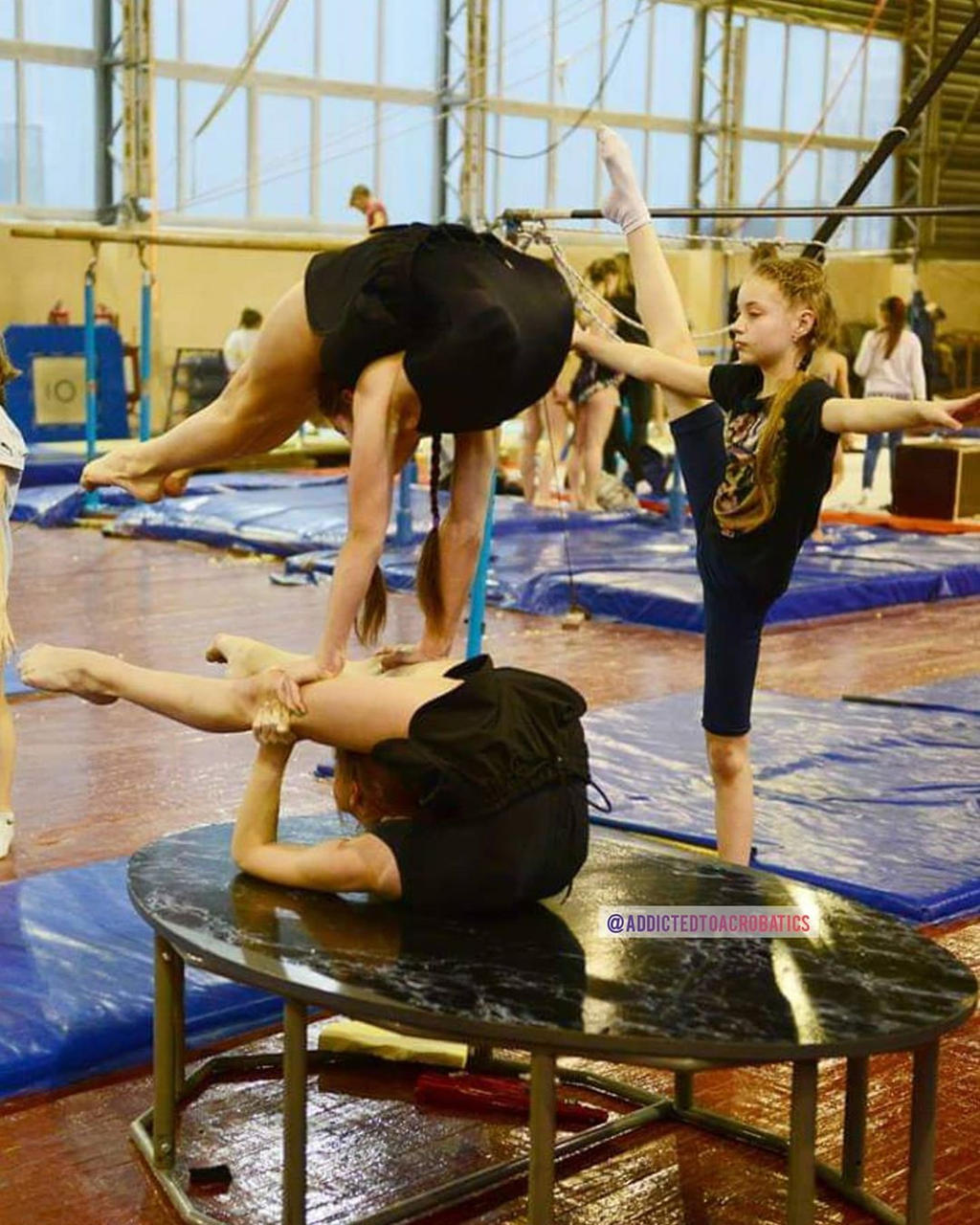 Contortion duo by JazzoPaul on DeviantArt