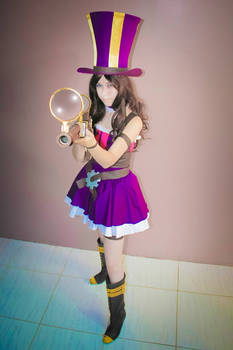 Caitlyn Cosplay - League of Legends