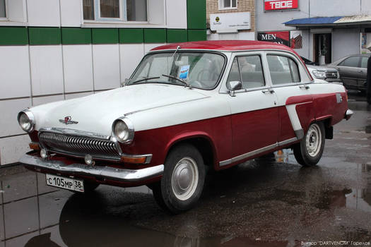 Car GAZ-21
