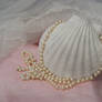 Lt. Cream Pearls w Shell