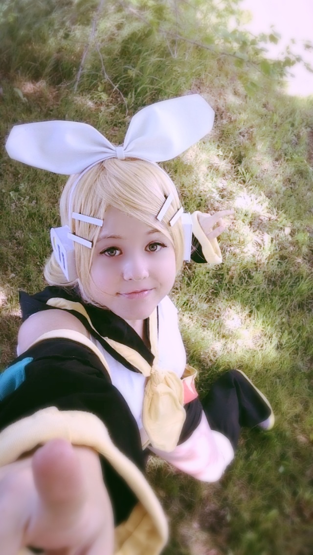 Kagamine Rin Cosplay