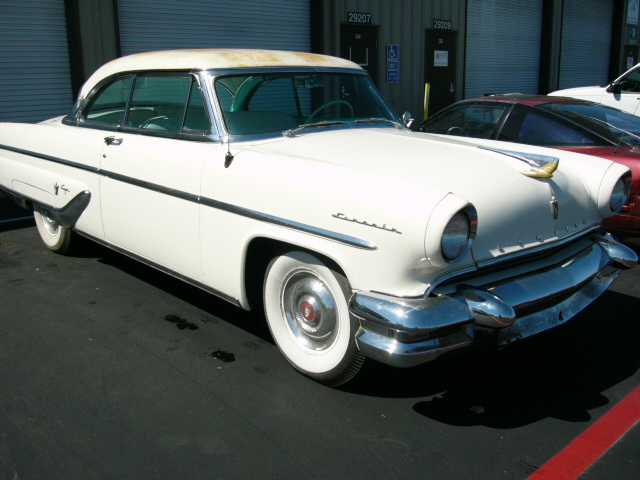 1955 Lincoln Capri in white
