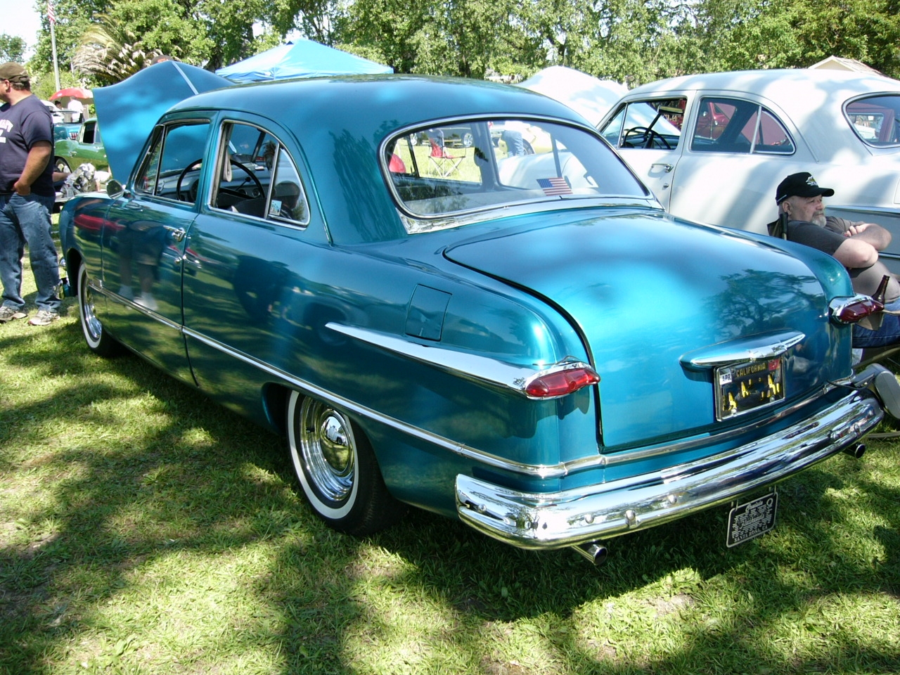 1951 Ford Custom 2 dr sedan