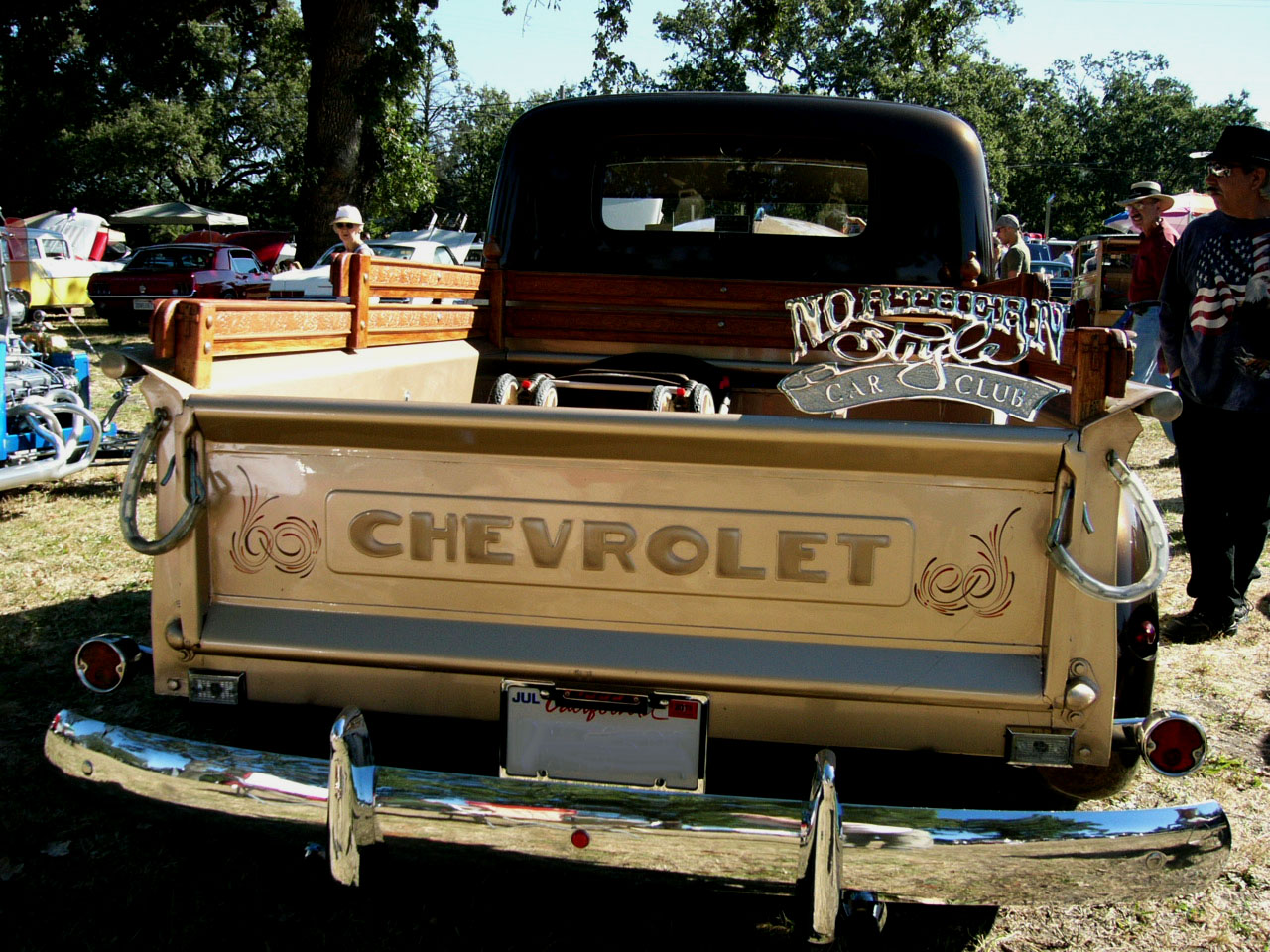 Customized 1951 Chevrolet pickup truck butt