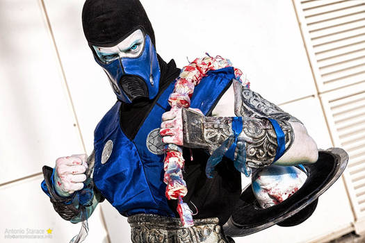 Mortal Freeze by Leon Chiro as Sub-Zero Cosplay