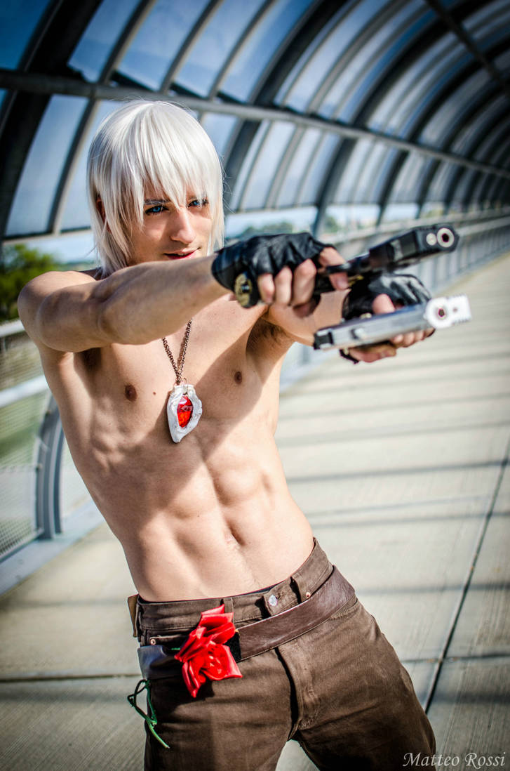 DANTE DEVIL MAY CRY COSPLAY! #shorts #cosplay 
