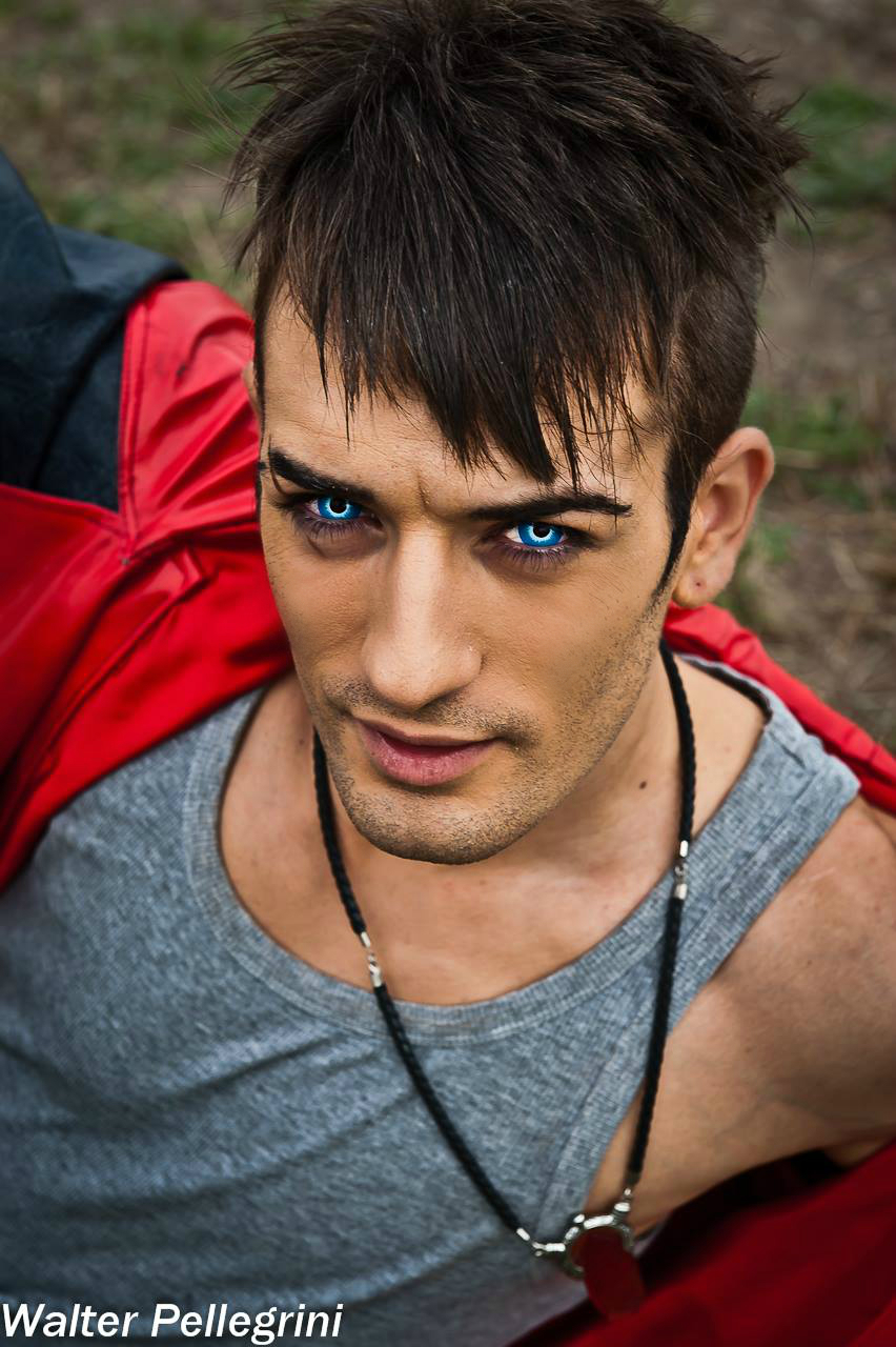 Close Up - Dante DmC by Leon Chiro Cosplay Art