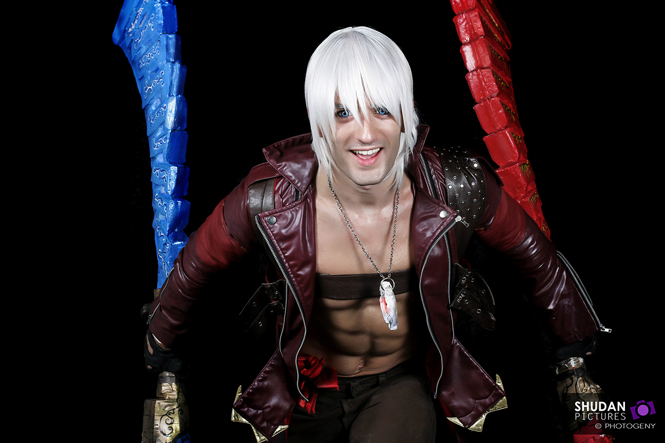Dante - Devil May Cry 3 Cosplay by Leon Chiro, www.facebook…