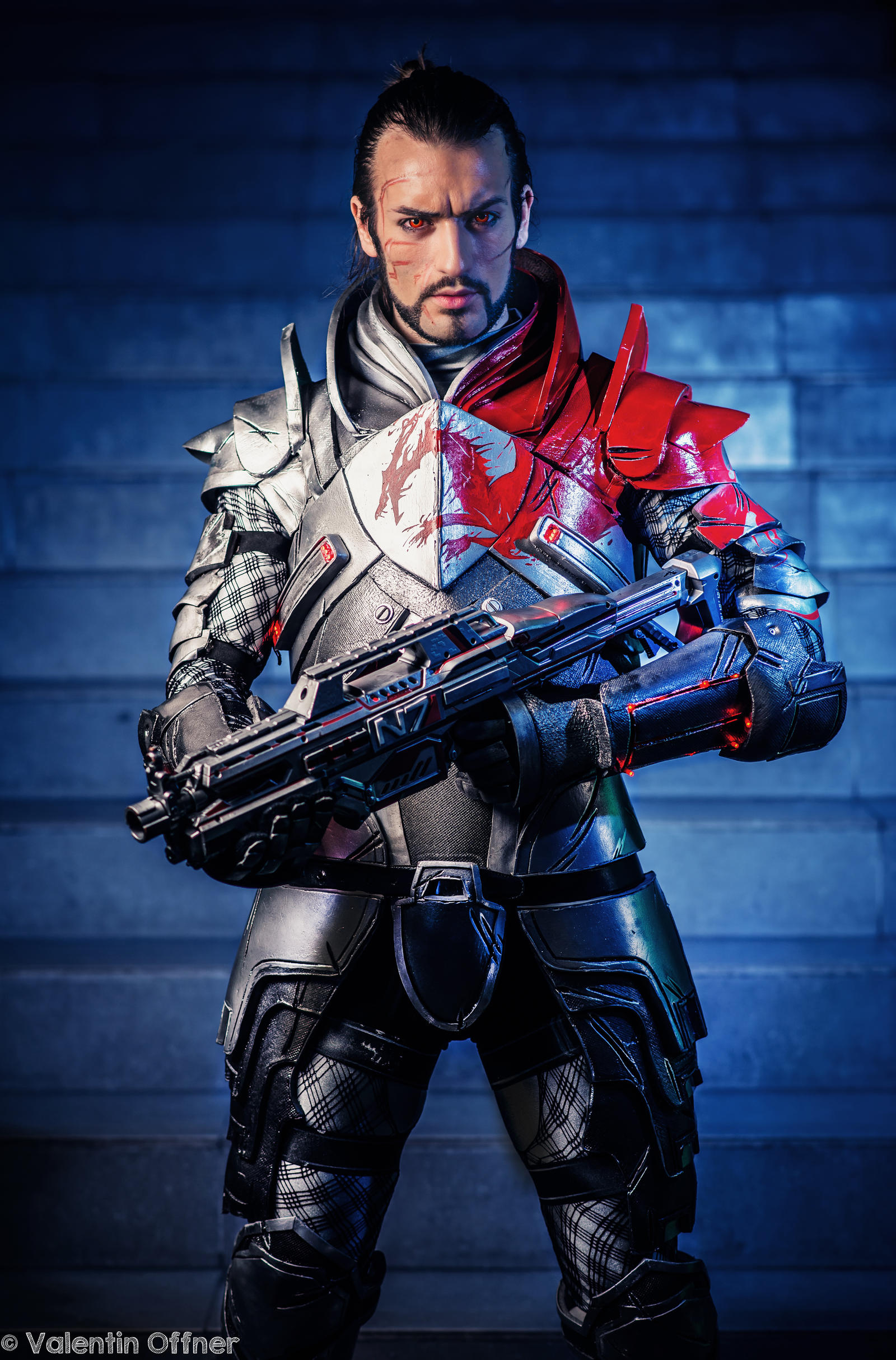 Commander Shepard Mass Effect Cosplay - Leon Chiro