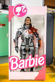 Ultra Limite Barbie Shepard Edition - Leon Chiro