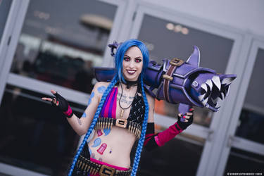 Best Jinx Cosplay Ever by Jessica MissHatred - LOL