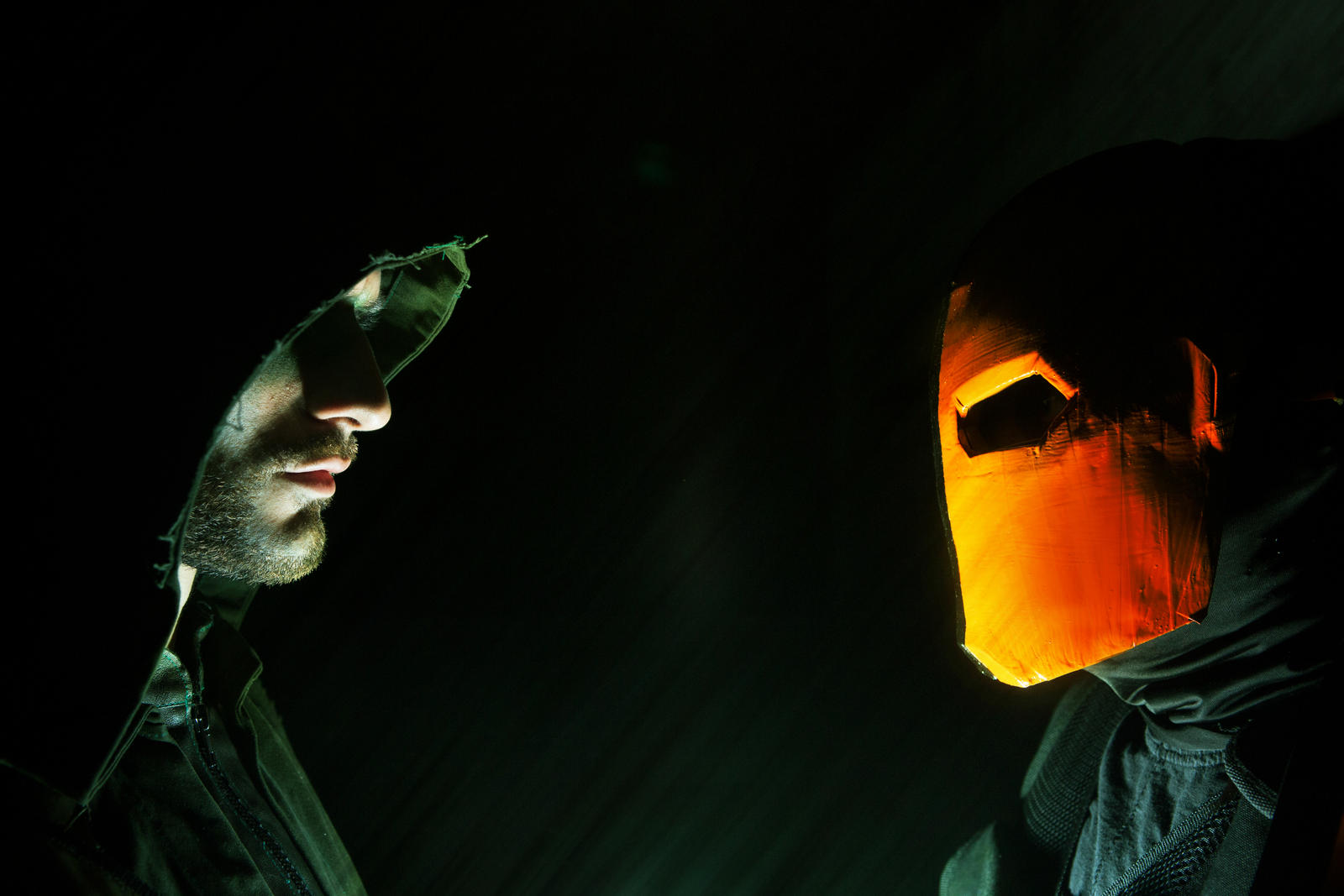 Arrow and Deathstroke - Cosplay Leon and Hachi