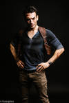 Nathan Drake - Uncharted 4 Cosplay by Leon Chiro