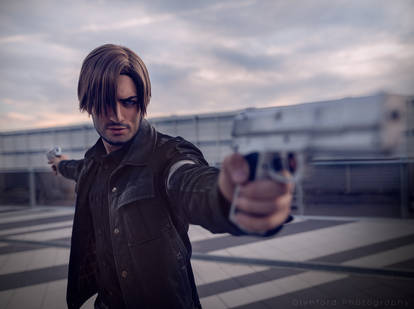 Leon Kennedy - Resident Evil Vendetta Cosplay 2