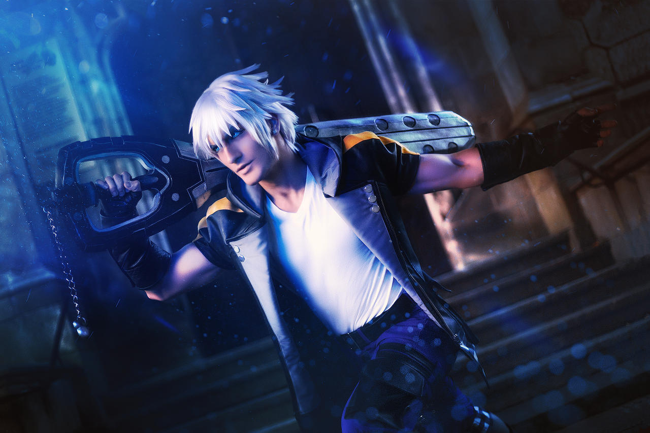 Riku - Kingdom Hearts 3 Cosplay by Leon Chiro by LeonChiroCosplayArt