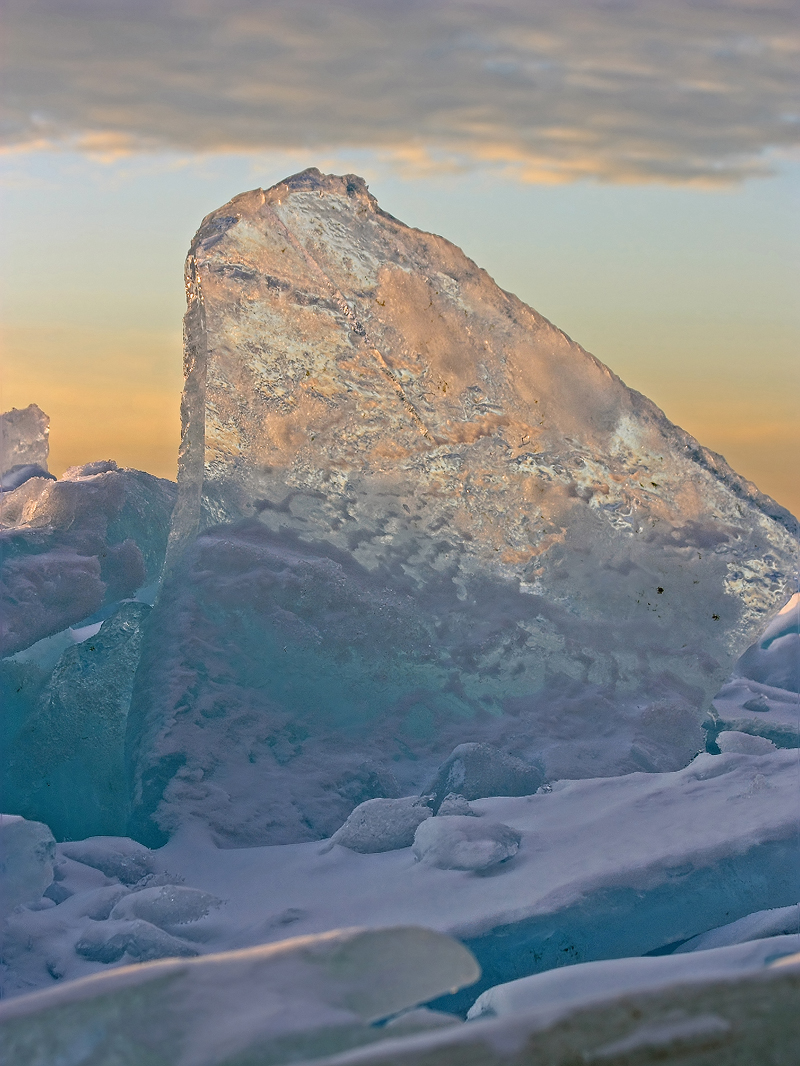 Mega Ice Structures