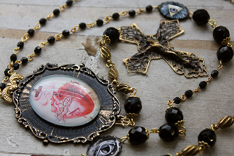 Sacred Heart Rosary Necklace - Photo 5