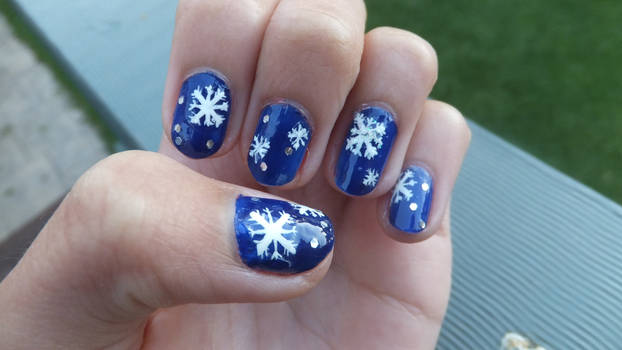 .:*Snowflake Nail Art*:.