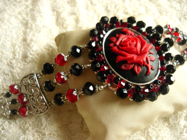 red rose bracelet