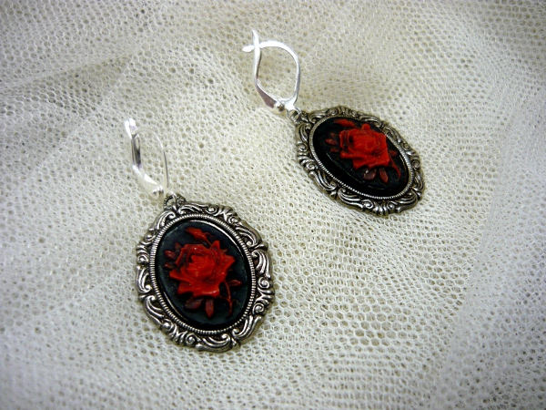 Bloody Rose Earrings