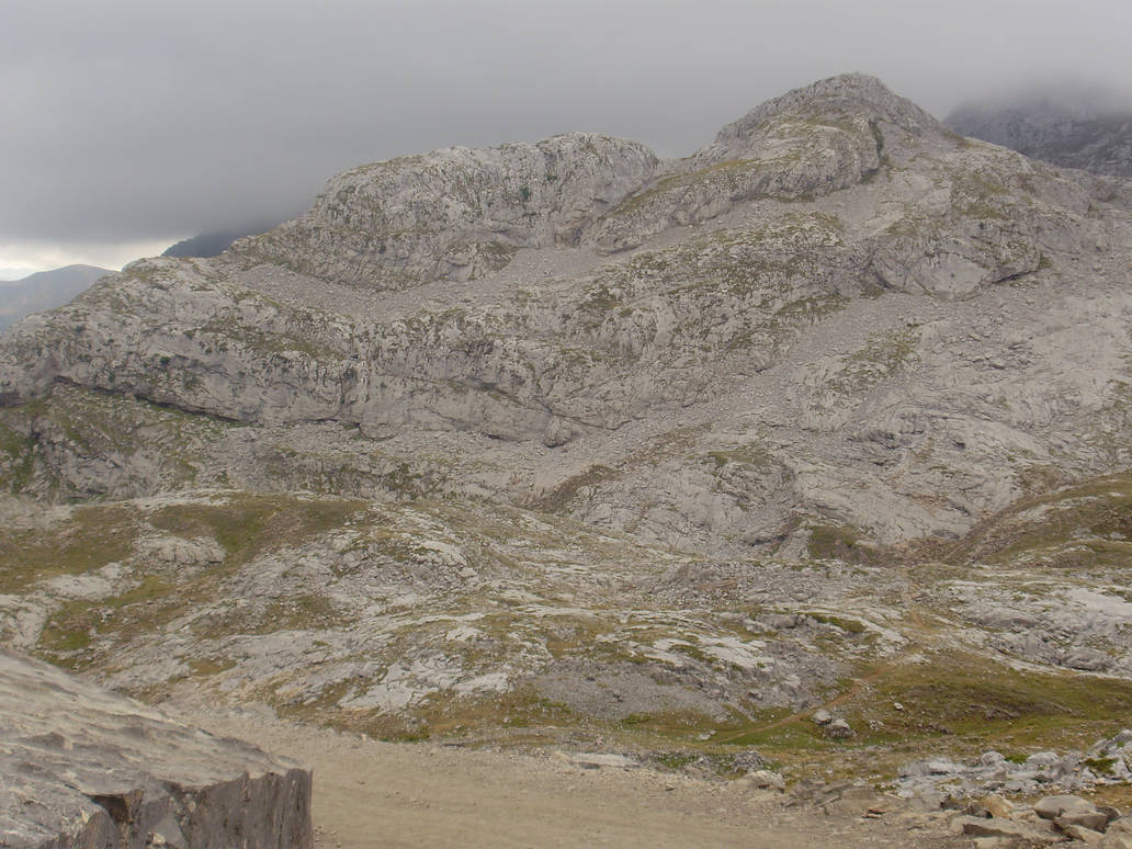 Los Picos de Europa 30 by AdenarKaren