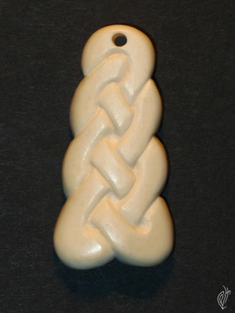 celtic bone pendant_01