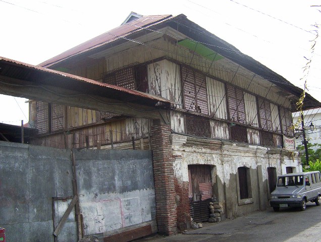 Old House in Vigan 2