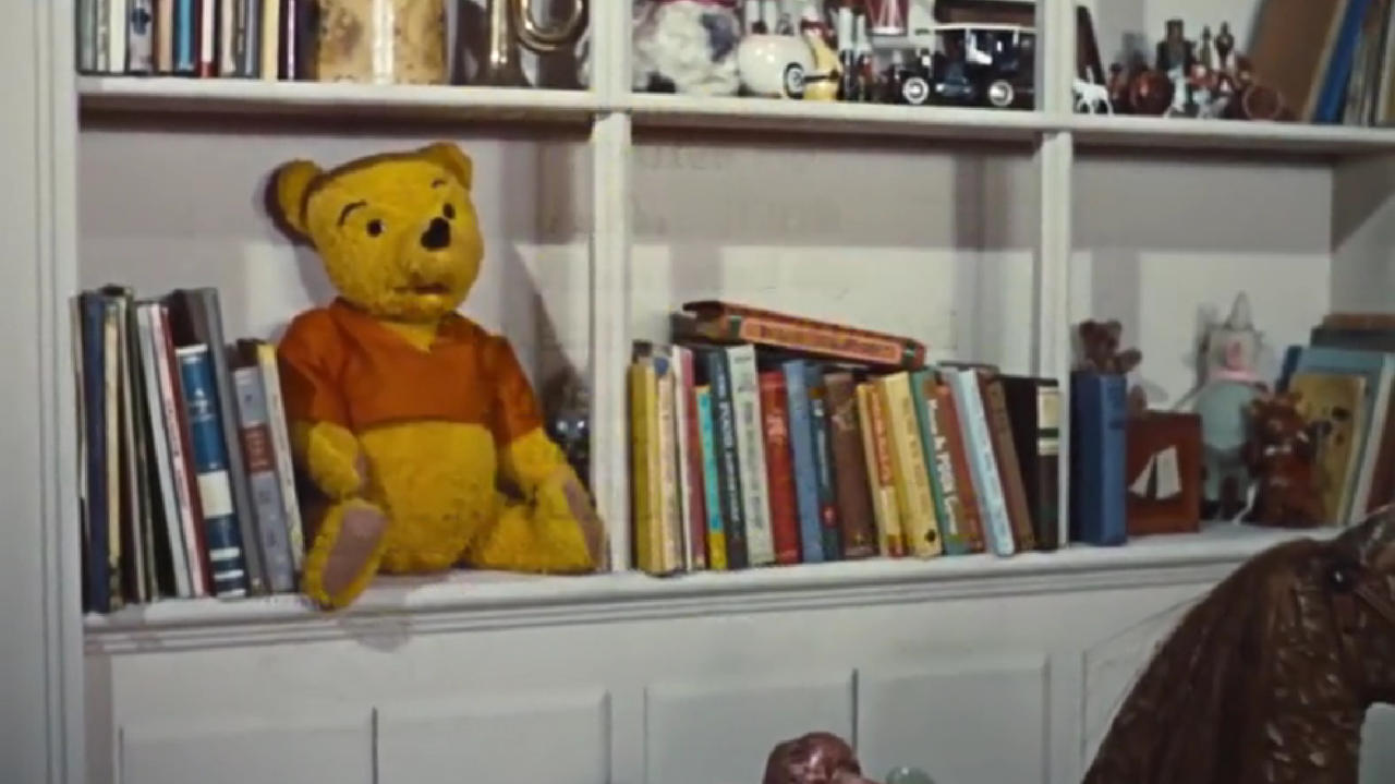 Christopher Robin Collections Christopher Robin's room by Kidsongs07 on DeviantArt