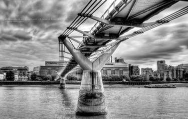 City Bridge BW