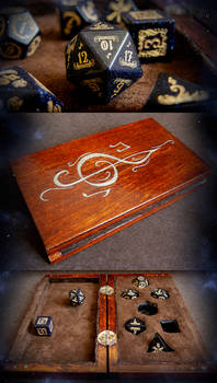 Victoria set dice box