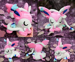 Sleepy Sylveon plush I Pokemon