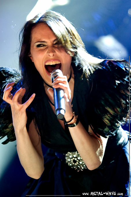 Within Temptation bathmen 02