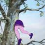 Daphne Blake stuck in tree hole 