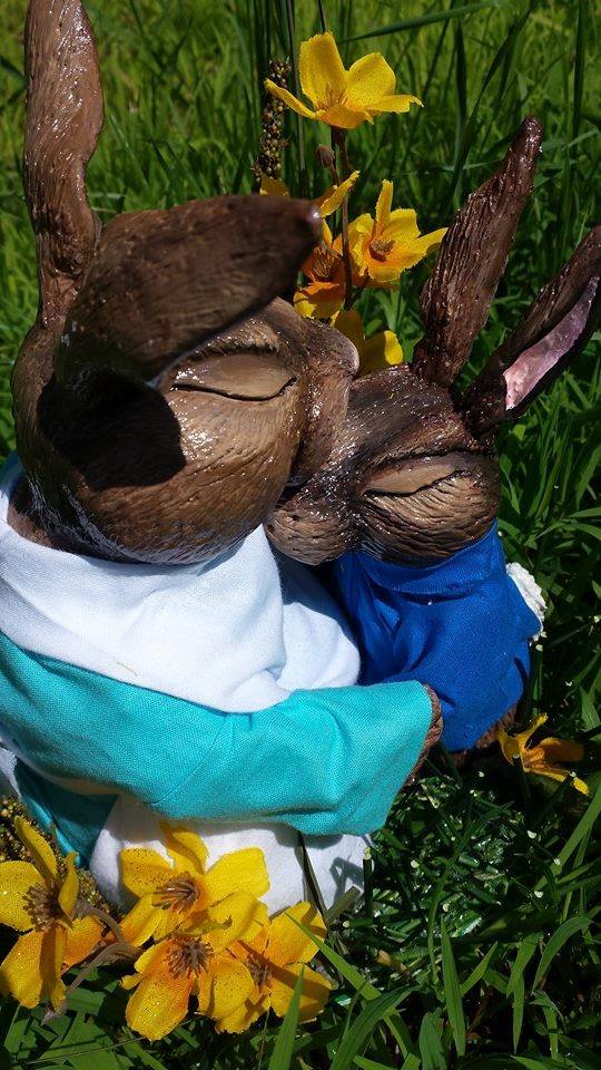 Peter Rabbit and Mother Sculpture by T-RexCreative on DeviantArt