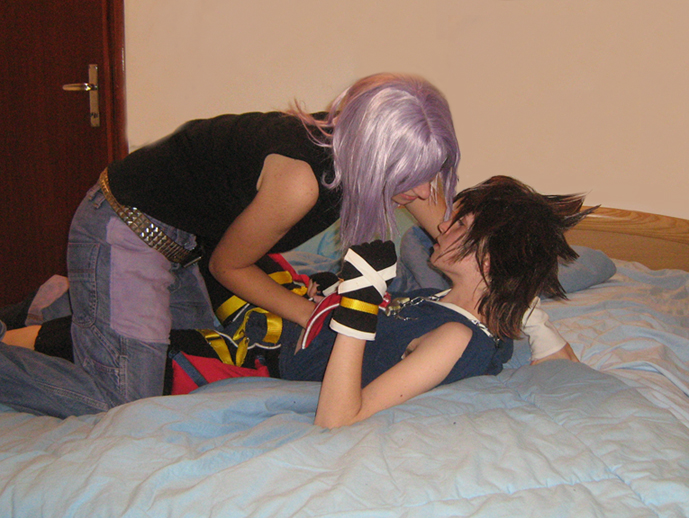 Sora 'n' Riku in bed