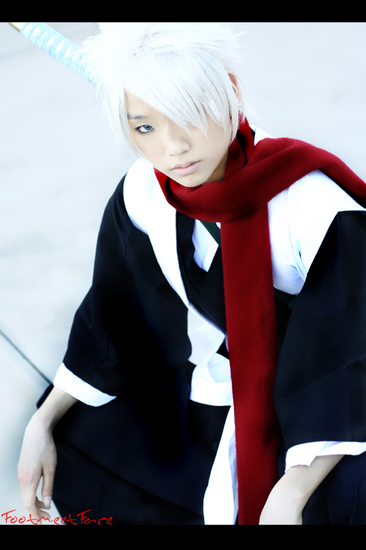 Bleach Cosplay: Hitsugaya by Akusesu