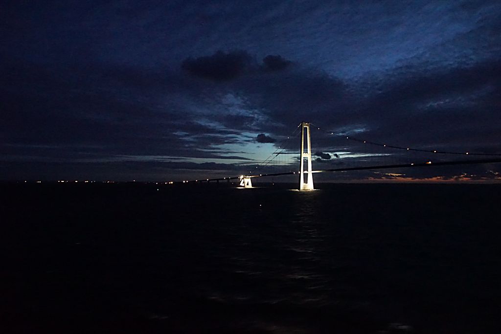 The Great Belt Bridge at night