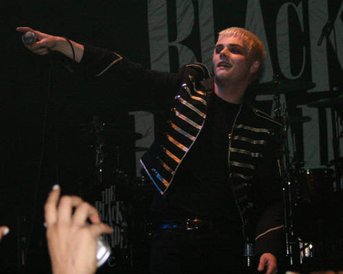 Gerard Way Smile