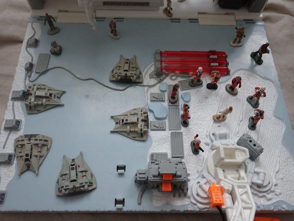 Echo Base Computer inside Echo Base micro machines by ussignalman2 on DeviantArt