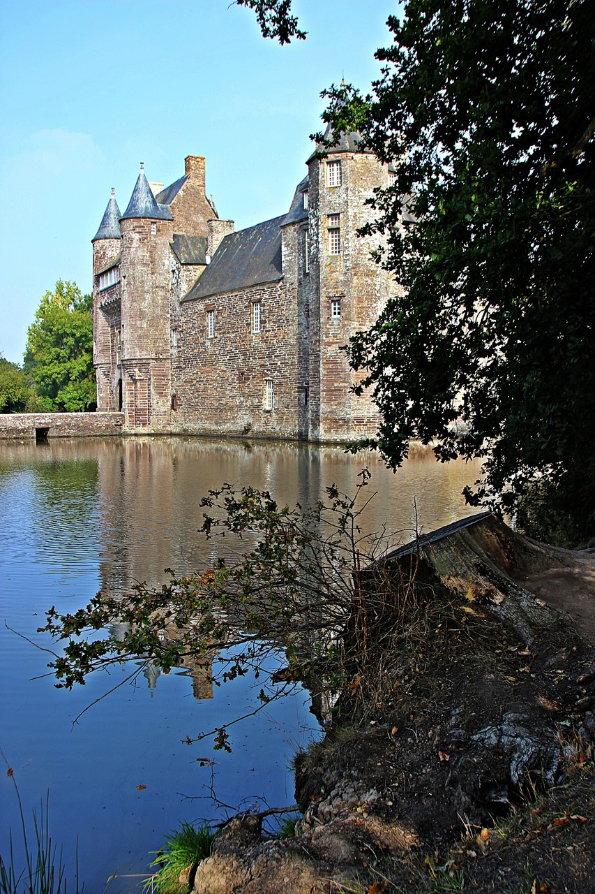 Castle of Trecesson