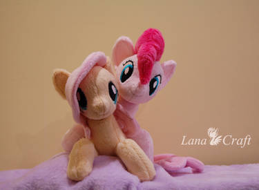 FlutterPink [ MLP: the Movie seapony plushies ]