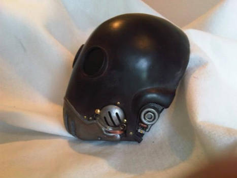 Hellboy Kroenen mask Side