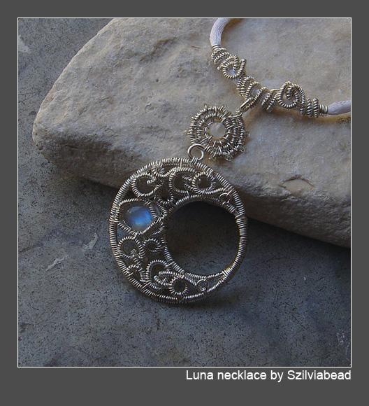 Luna necklace