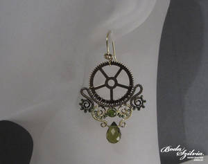 STEAMPUNK QUEEN earrings