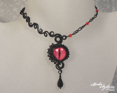 Gothic dragon eye necklace