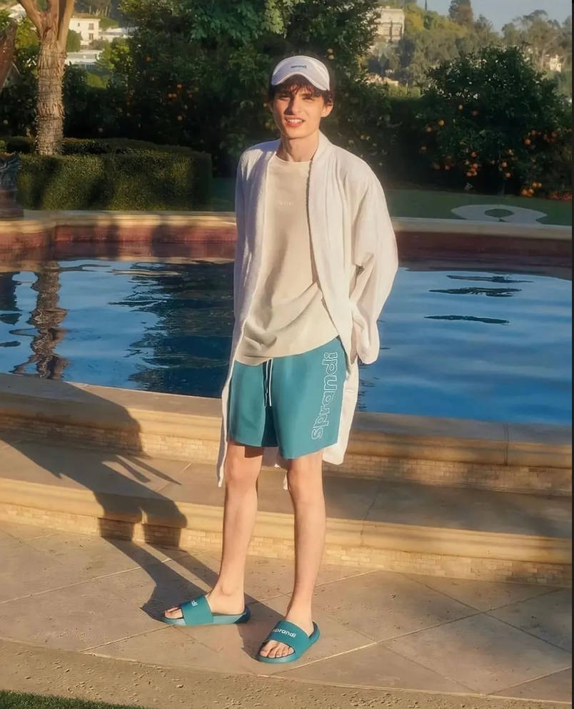 Finn Wolfhard Feet 6 By TicklishBoy1997 On DeviantArt finn-wolfhard-feet-6-by-ticklishboy1997-on-deviantart